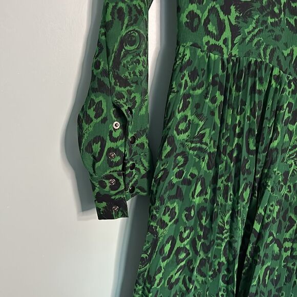 Green/Multi Jungle Cat Pleated Dress | WHISTLES - Picture 4 of 10